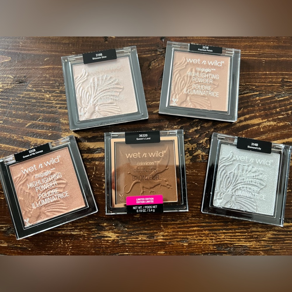 NEW UNUSED Limited Edition Highlighting and Bronzer Collection